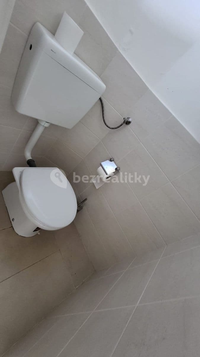Pronájem bytu 2+kk 45 m², Humpolecká, Praha, Praha Pronájem bytu 2+kk 45 m², Humpolecká, Praha, Praha