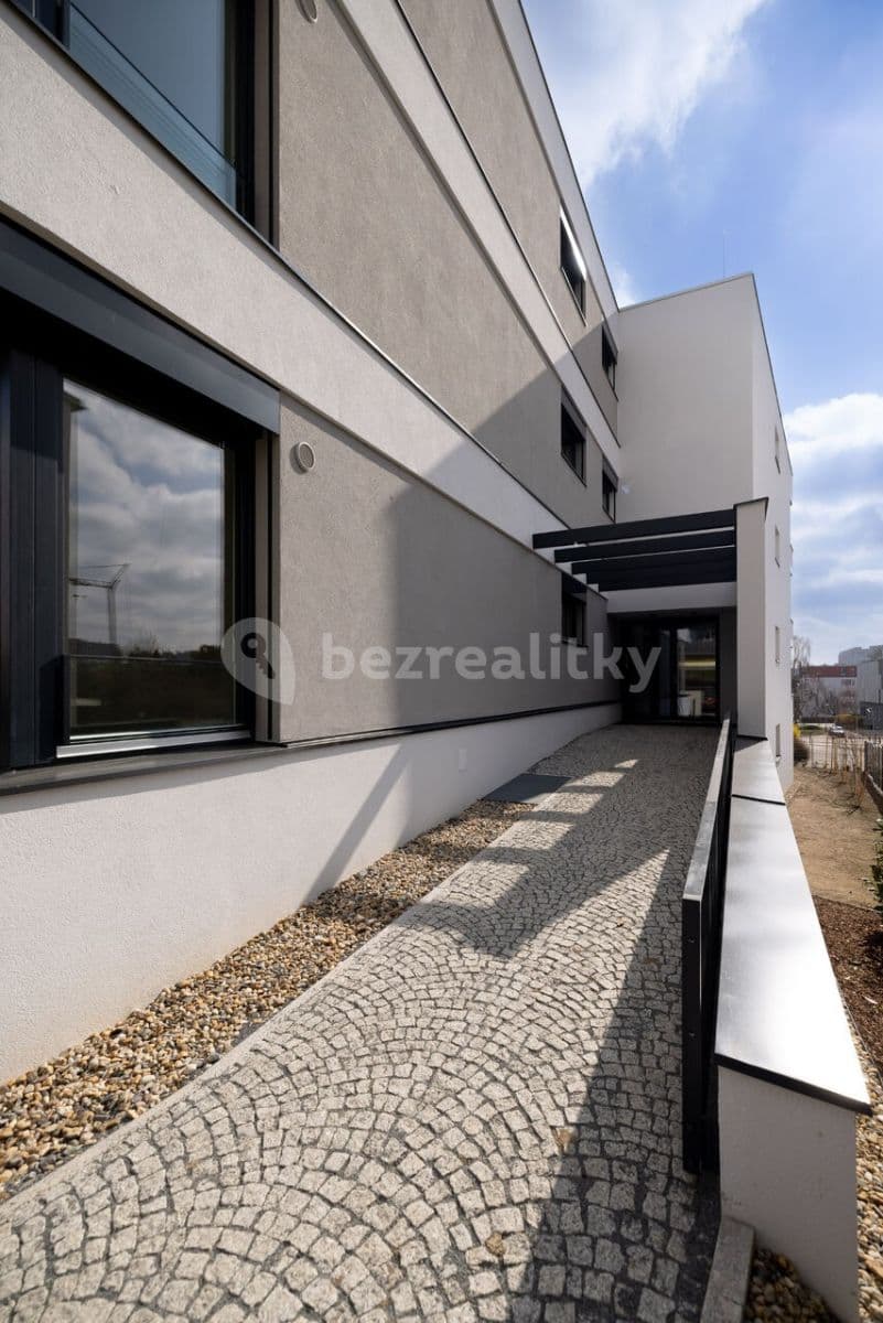 Pronájem bytu 2+kk 53 m², Armády, Praha, Praha Pronájem bytu 2+kk 53 m², Armády, Praha, Praha
