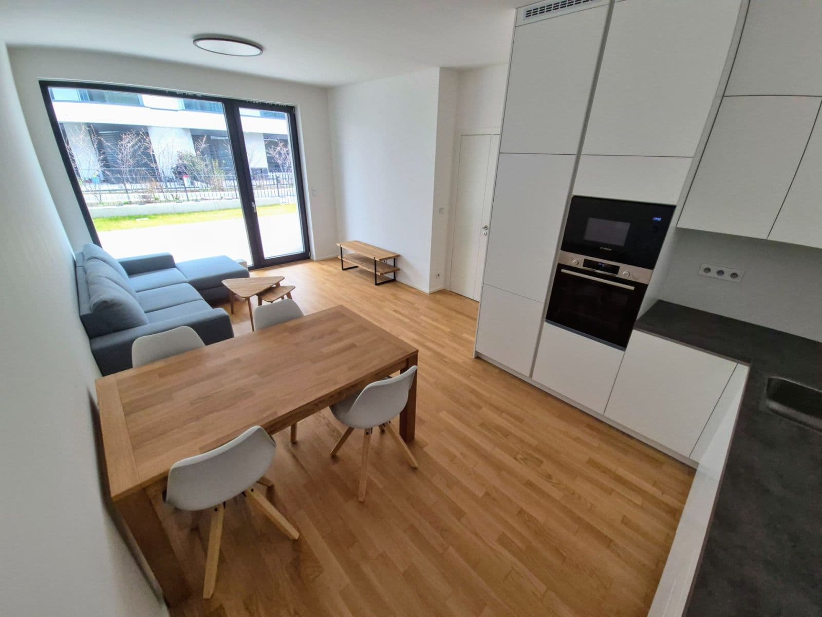 Pronájem bytu 2+kk 53 m², Armády, Praha, Praha Pronájem bytu 2+kk 53 m², Armády, Praha, Praha