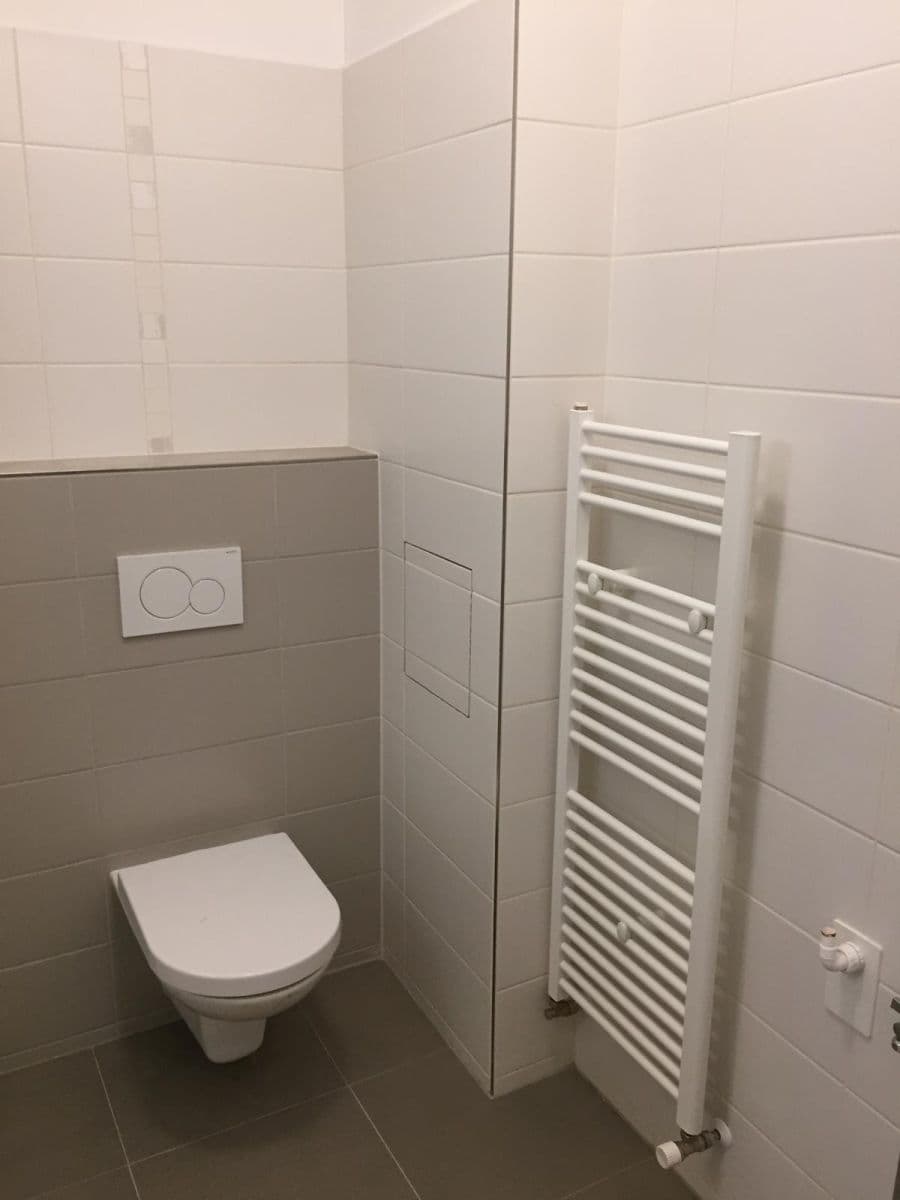 Pronájem bytu 1+kk 35 m², Rubešova, Plzeň, Plzeňský kraj Pronájem bytu 1+kk 35 m², Rubešova, Plzeň, Plzeňský kraj