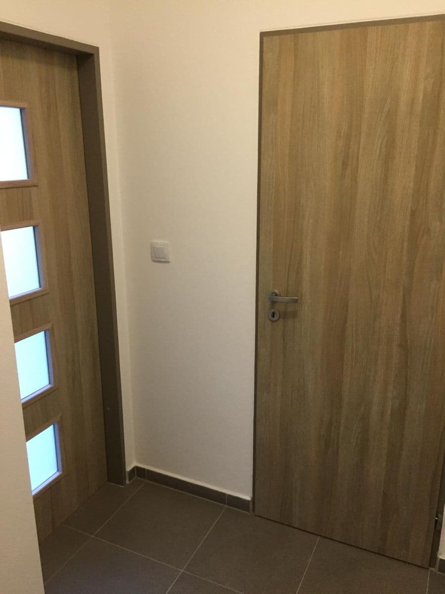 Pronájem bytu 1+kk 35 m², Rubešova, Plzeň, Plzeňský kraj Pronájem bytu 1+kk 35 m², Rubešova, Plzeň, Plzeňský kraj