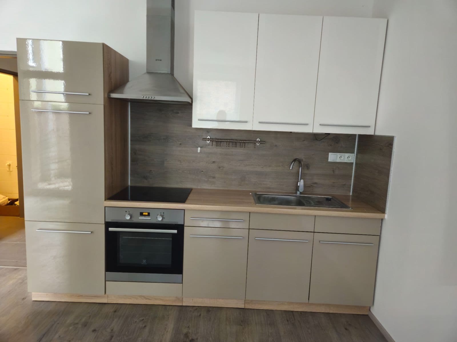 Pronájem bytu 1+kk 35 m², Rubešova, Plzeň, Plzeňský kraj Pronájem bytu 1+kk 35 m², Rubešova, Plzeň, Plzeňský kraj