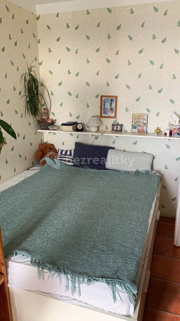Pronájem bytu 3+1 65 m², Hasova, Praha, Praha Pronájem bytu 3+1 65 m², Hasova, Praha, Praha