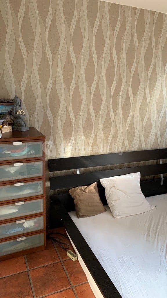Pronájem bytu 3+1 65 m², Hasova, Praha, Praha Pronájem bytu 3+1 65 m², Hasova, Praha, Praha