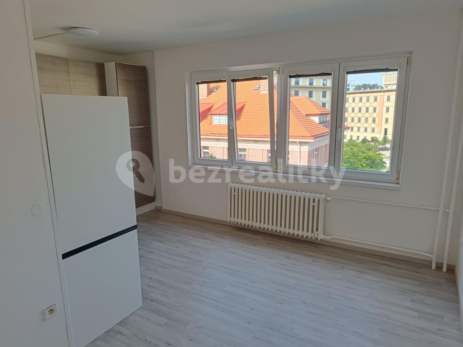 Pronájem bytu 2+kk 50 m², U Uranie, Praha, Praha Pronájem bytu 2+kk 50 m², U Uranie, Praha, Praha