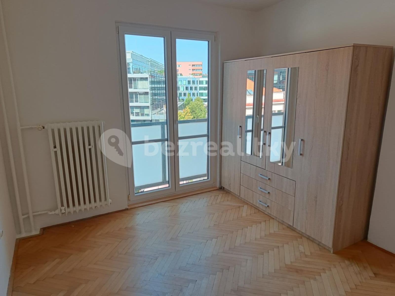 Pronájem bytu 2+kk 50 m², U Uranie, Praha, Praha Pronájem bytu 2+kk 50 m², U Uranie, Praha, Praha