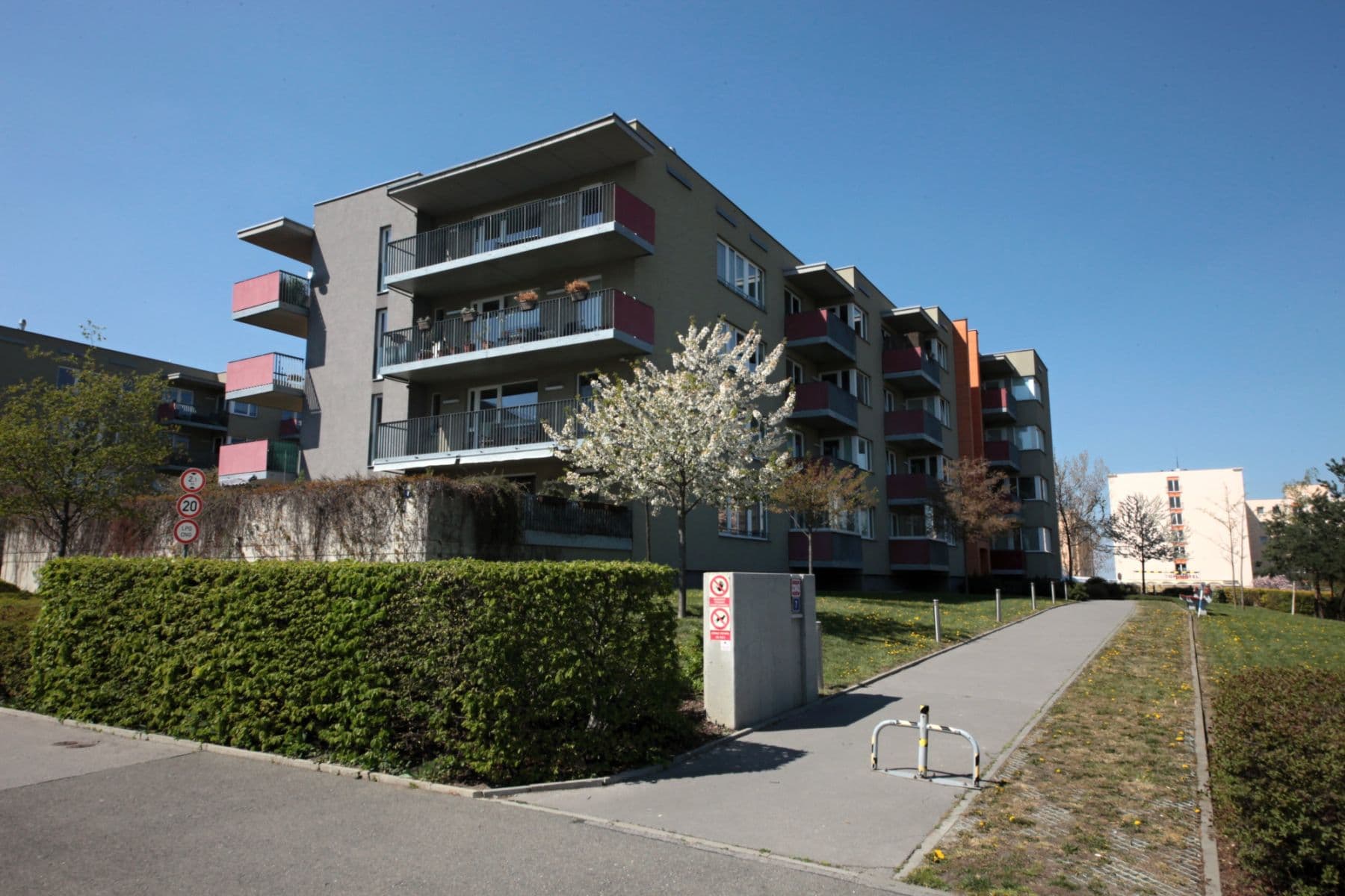 Pronájem bytu 40 m², Babická, Praha, Praha Pronájem bytu 40 m², Babická, Praha, Praha