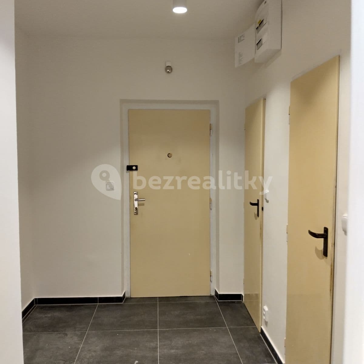 Pronájem bytu 2+1 51 m², Peštukova, Praha, Praha Pronájem bytu 2+1 51 m², Peštukova, Praha, Praha