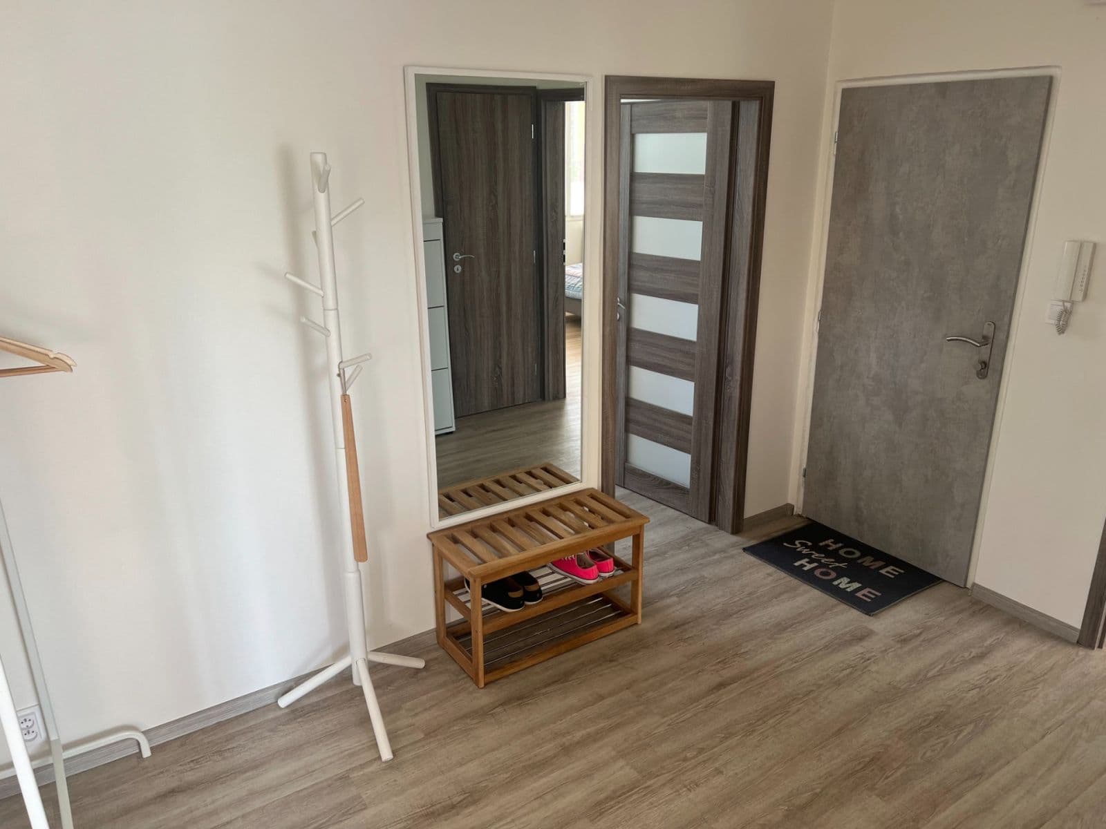 Prodej bytu 3+1 66 m², Na Vyhlídce, Klášterec nad Ohří, Ústecký kraj Prodej bytu 3+1 66 m², Na Vyhlídce, Klášterec nad Ohří, Ústecký kraj