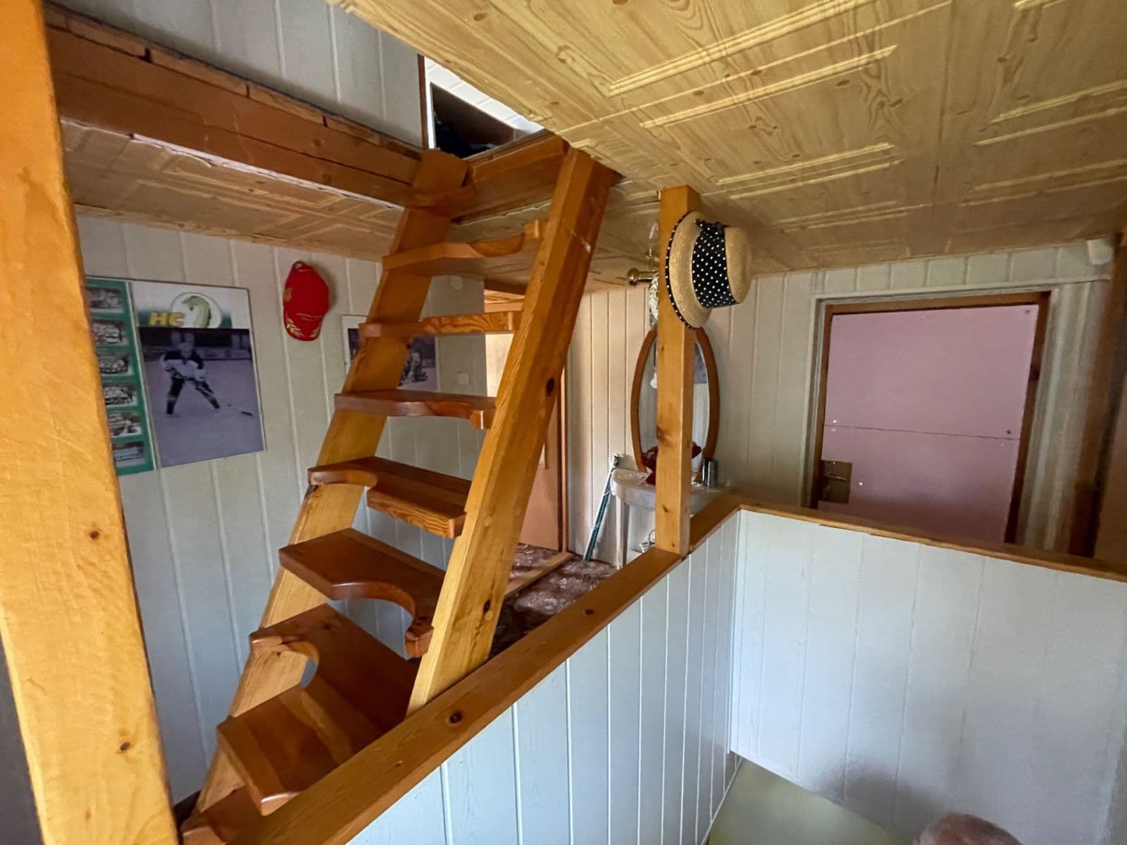 Prodej domu 200 m², pozemek 530 m², Počedělice, Ústecký kraj Prodej domu 200 m², pozemek 530 m², Počedělice, Ústecký kraj