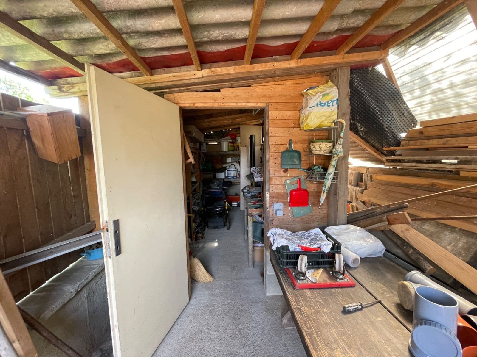 Prodej domu 200 m², pozemek 530 m², Počedělice, Ústecký kraj Prodej domu 200 m², pozemek 530 m², Počedělice, Ústecký kraj