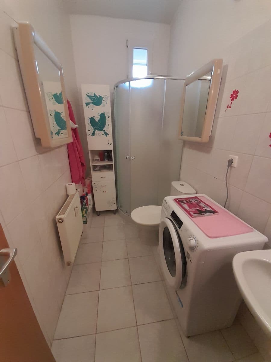 Pronájem bytu 1+kk 13 m², Tkalcovská, Brno, Jihomoravský kraj Pronájem bytu 1+kk 13 m², Tkalcovská, Brno, Jihomoravský kraj