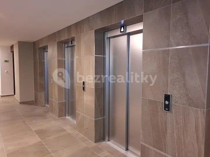 Pronájem bytu 1+kk 32 m², Kurta Konráda, Praha, Praha Pronájem bytu 1+kk 32 m², Kurta Konráda, Praha, Praha