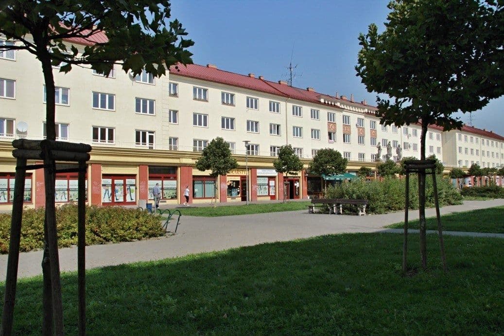 Pronájem bytu 2+1 54 m², nám. Budovatelů, Karviná, Moravskoslezský kraj Pronájem bytu 2+1 54 m², nám. Budovatelů, Karviná, Moravskoslezský kraj