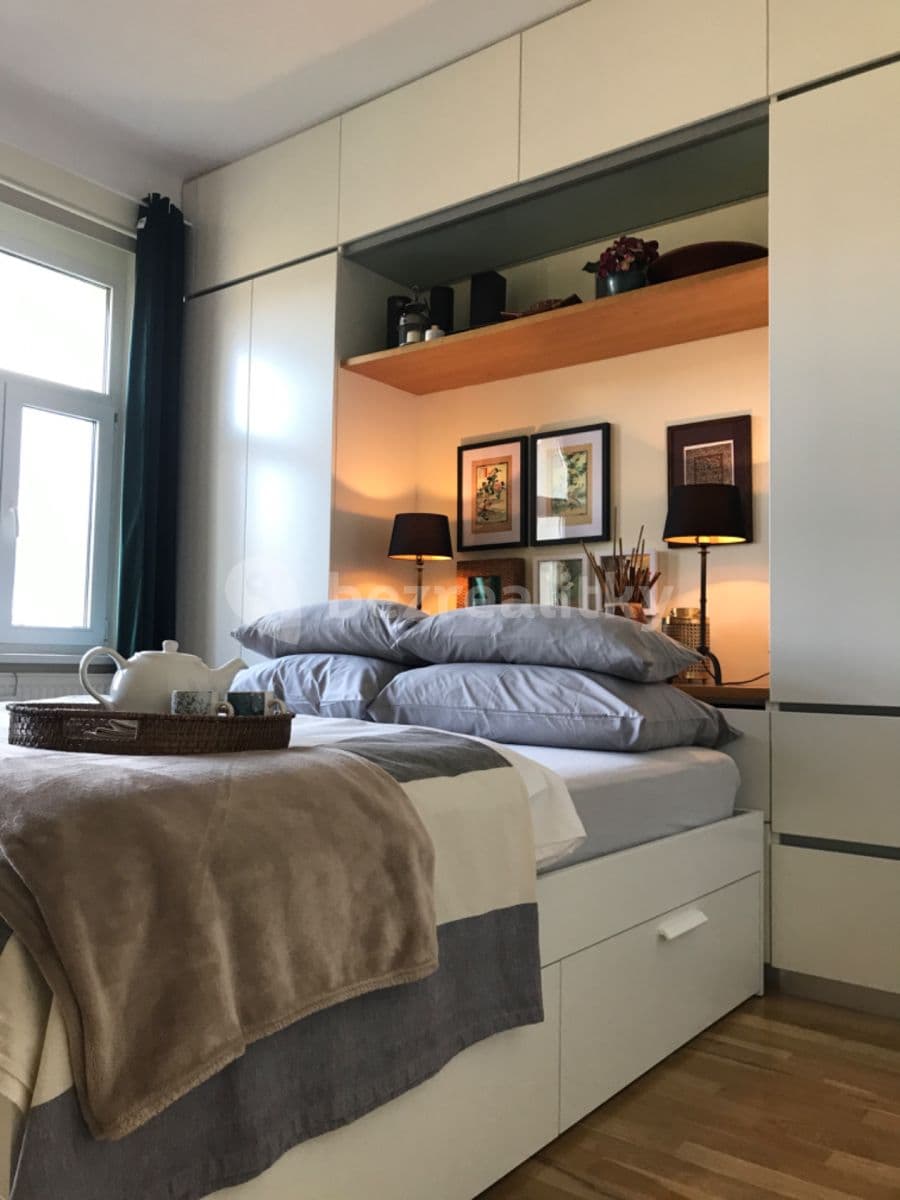 Pronájem bytu 2+kk 58 m², Čáslavská, Praha, Praha Pronájem bytu 2+kk 58 m², Čáslavská, Praha, Praha