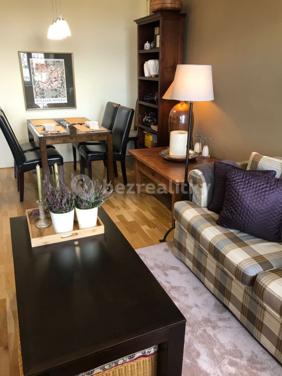 Pronájem bytu 2+kk 58 m², Čáslavská, Praha, Praha Pronájem bytu 2+kk 58 m², Čáslavská, Praha, Praha