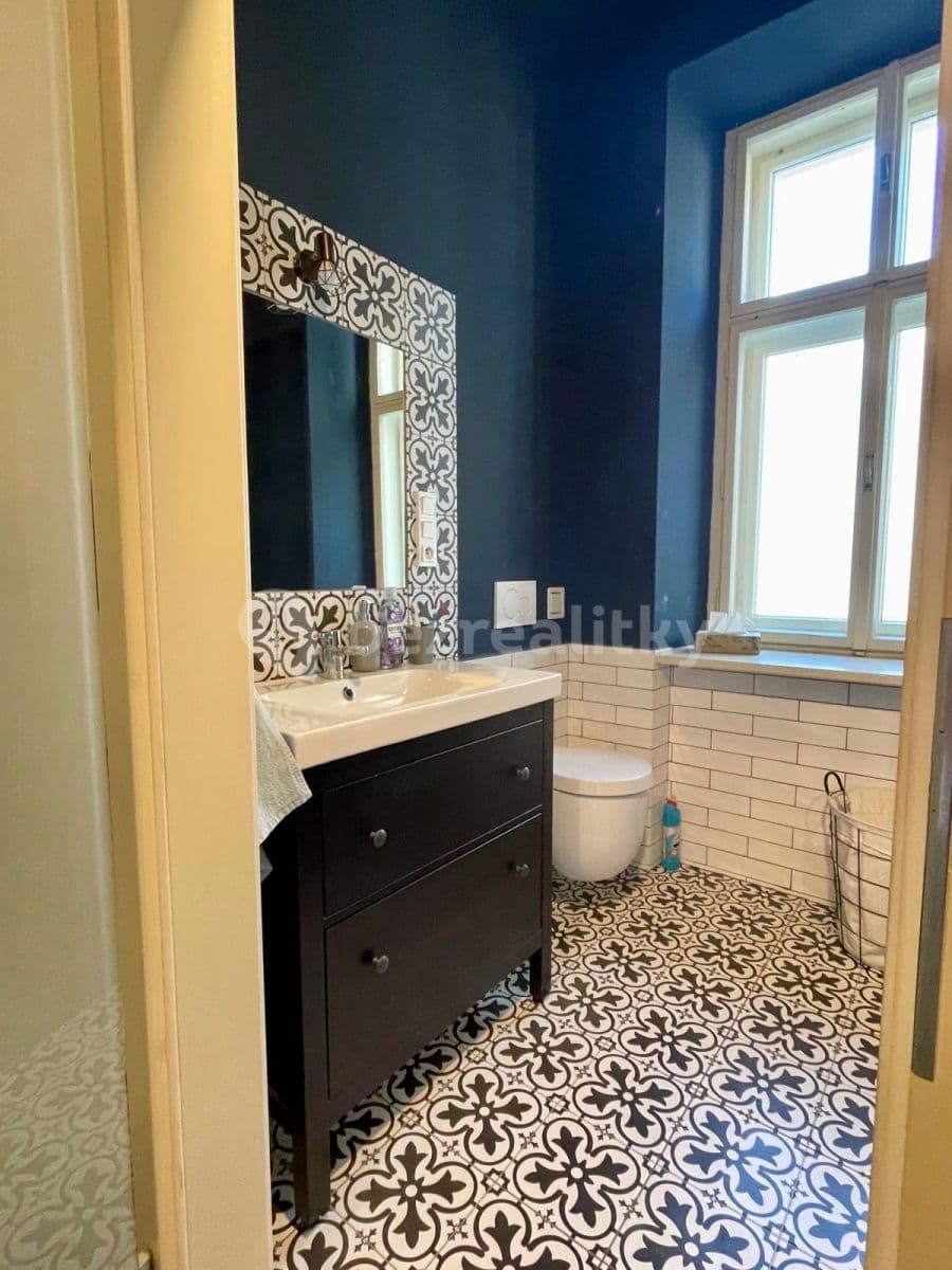 Pronájem bytu 1+kk 38 m², Masarykova, Nové Město na Moravě, Kraj Vysočina Pronájem bytu 1+kk 38 m², Masarykova, Nové Město na Moravě, Kraj Vysočina