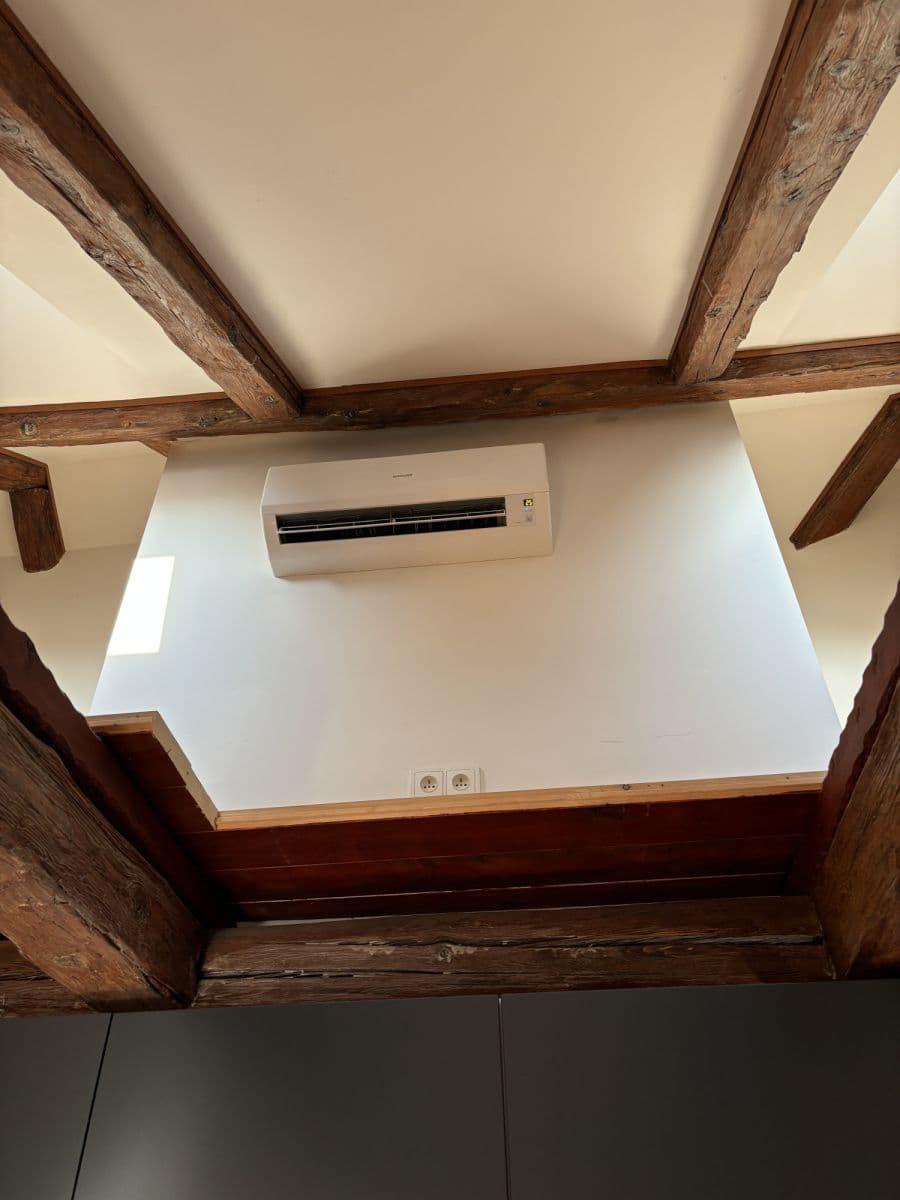 Pronájem bytu 77 m², Prvního pluku, Praha, Praha Pronájem bytu 77 m², Prvního pluku, Praha, Praha