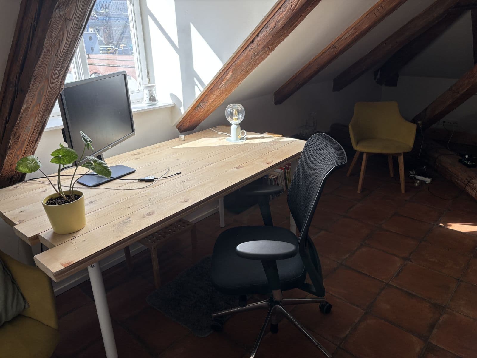 Pronájem bytu 77 m², Prvního pluku, Praha, Praha Pronájem bytu 77 m², Prvního pluku, Praha, Praha