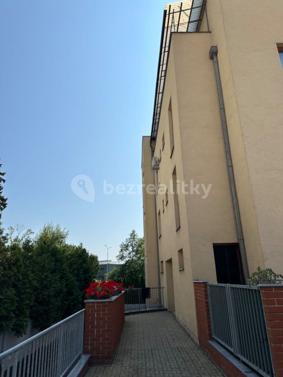 Pronájem bytu 1+kk 33 m², Nad Rokoskou, Praha, Praha Pronájem bytu 1+kk 33 m², Nad Rokoskou, Praha, Praha