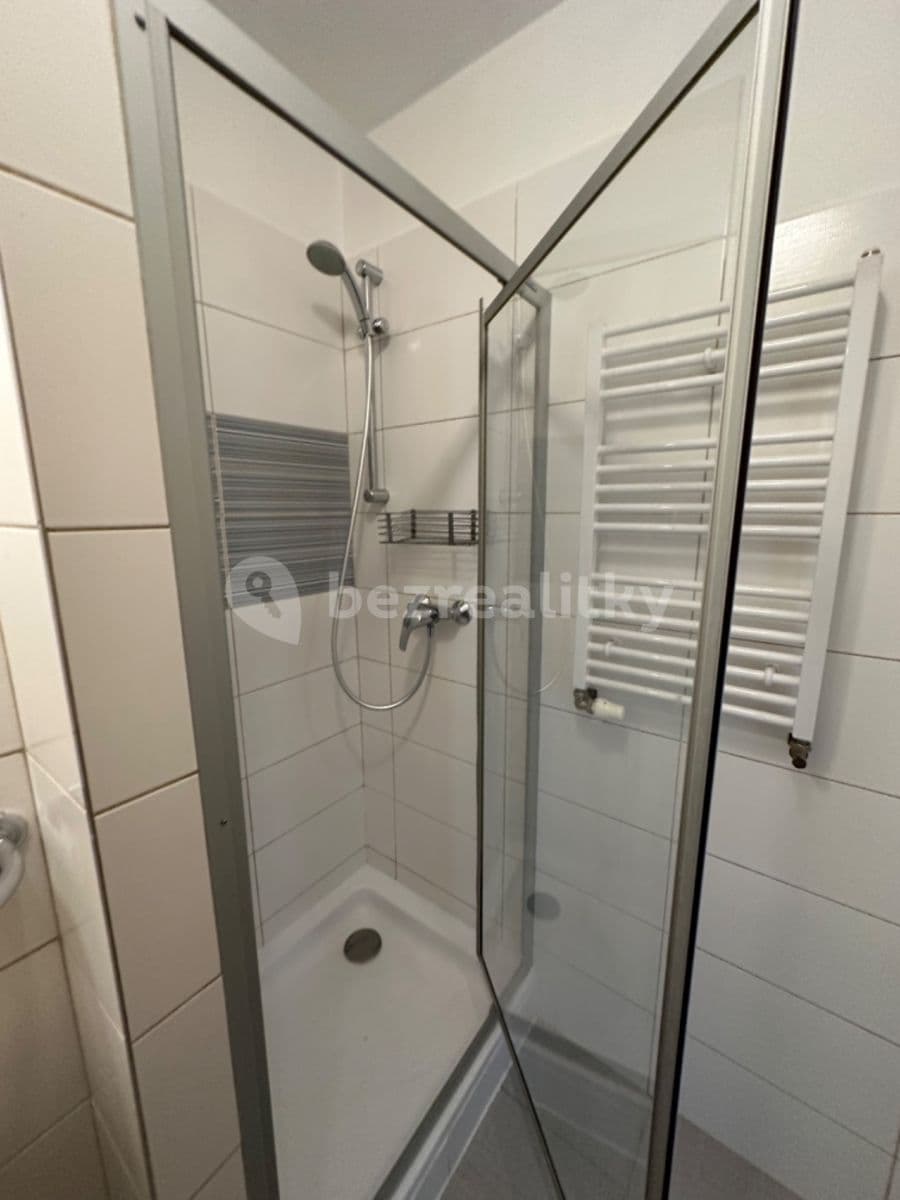 Pronájem bytu 1+kk 33 m², Nad Rokoskou, Praha, Praha Pronájem bytu 1+kk 33 m², Nad Rokoskou, Praha, Praha