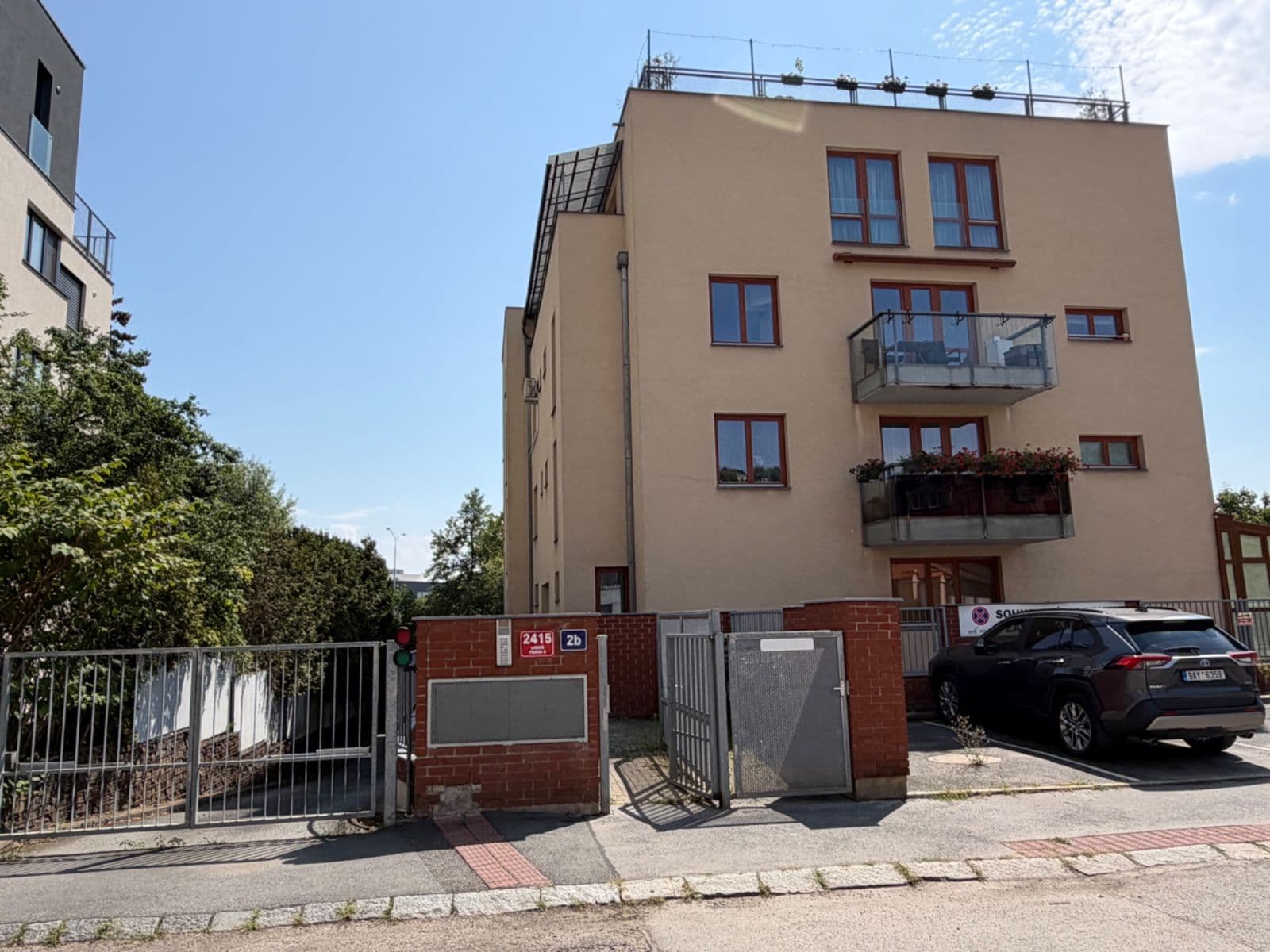 Pronájem bytu 1+kk 33 m², Nad Rokoskou, Praha, Praha Pronájem bytu 1+kk 33 m², Nad Rokoskou, Praha, Praha