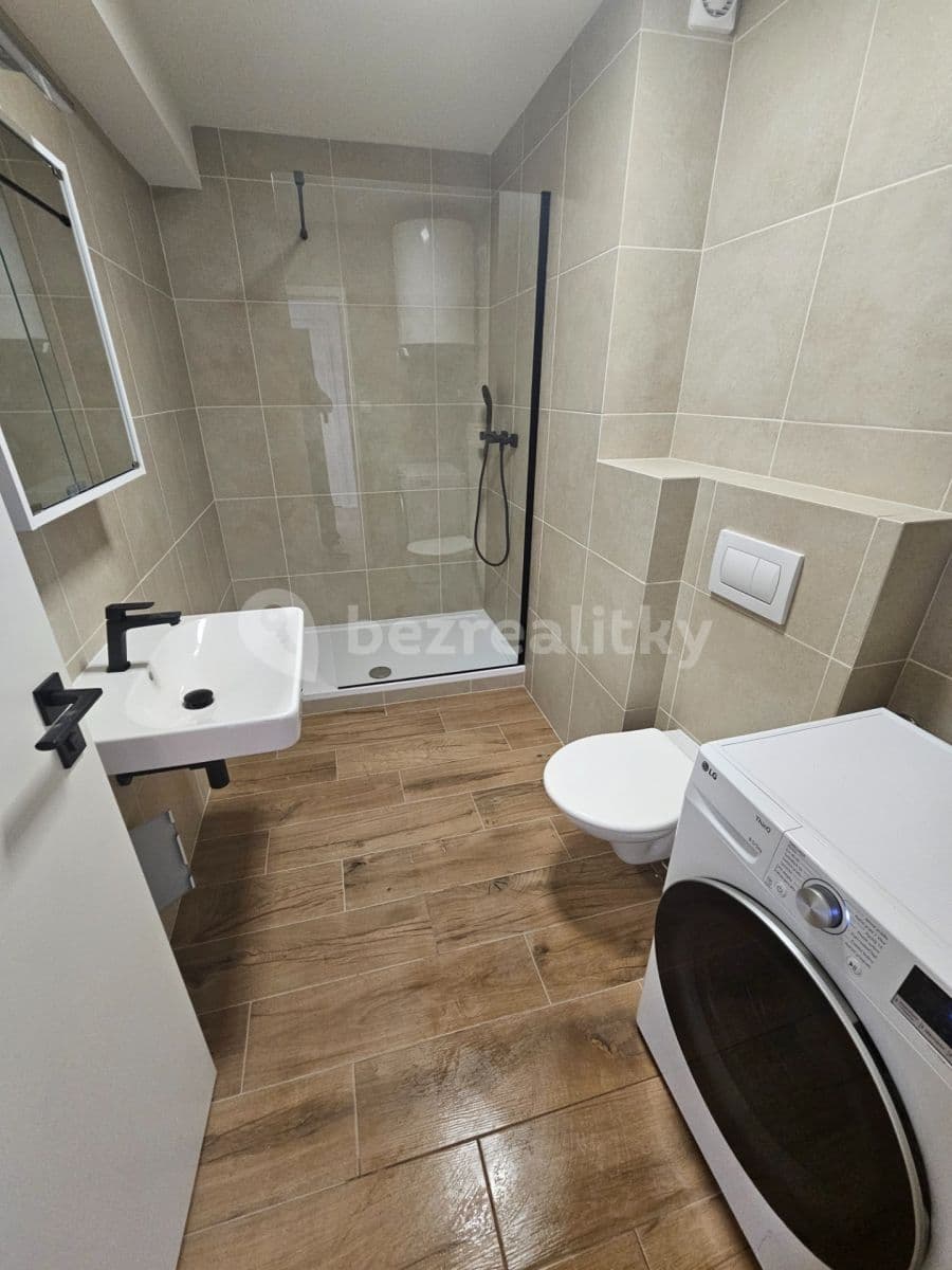 Pronájem bytu 2+kk 39 m², Sinkulova, Praha, Praha Pronájem bytu 2+kk 39 m², Sinkulova, Praha, Praha