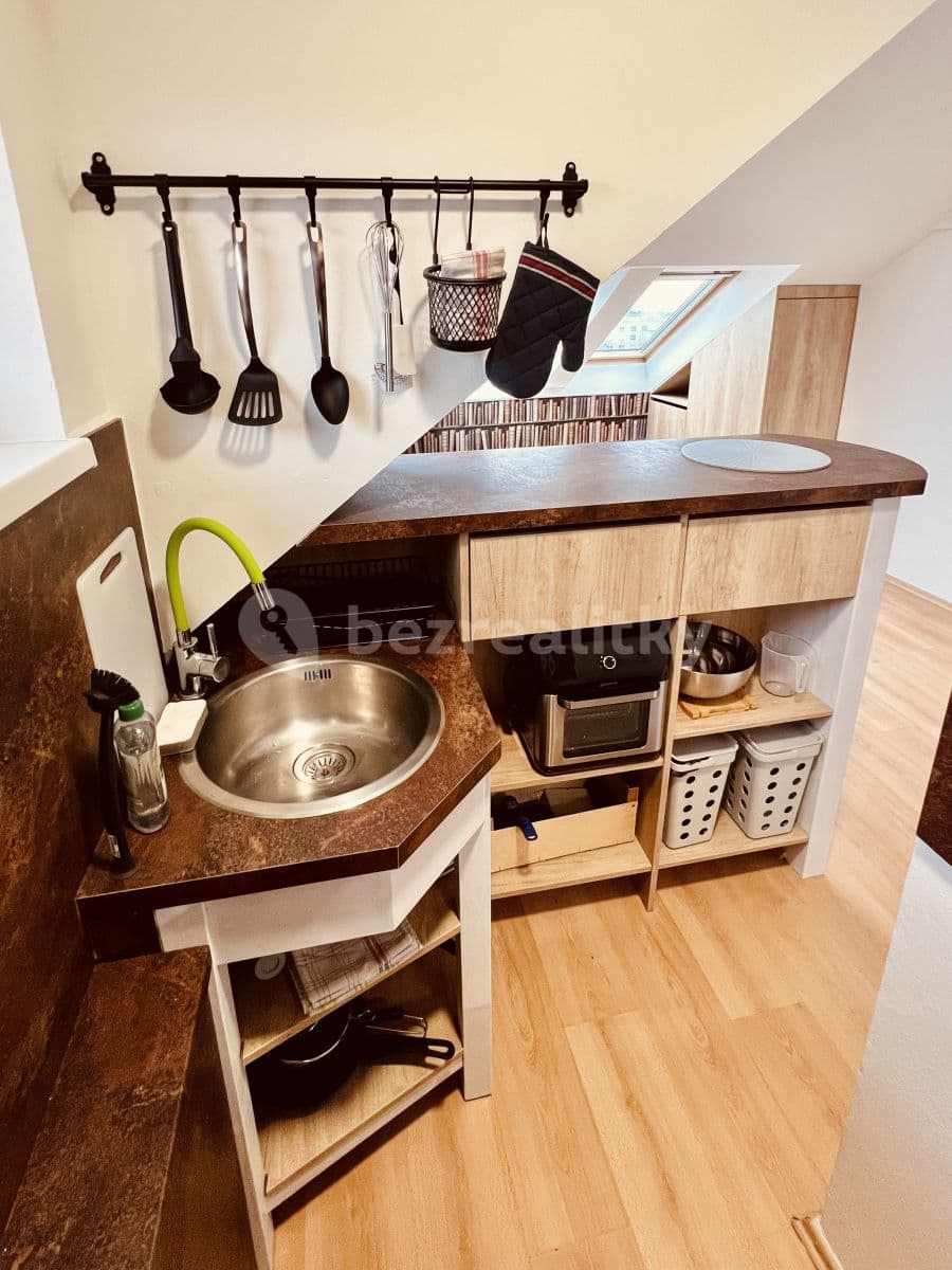 Pronájem bytu 1+kk 35 m², Vídeňská, Brno, Jihomoravský kraj Pronájem bytu 1+kk 35 m², Vídeňská, Brno, Jihomoravský kraj