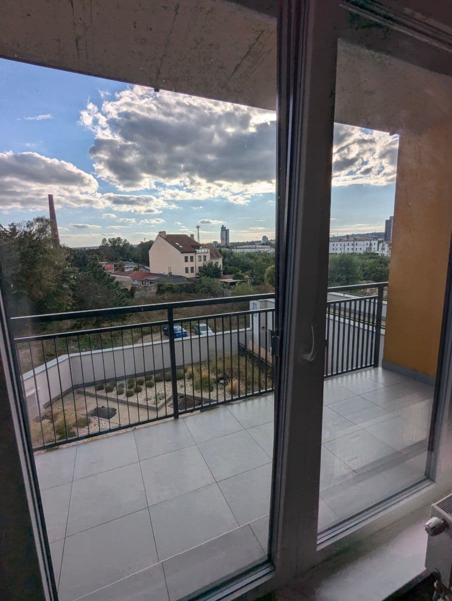 Pronájem bytu 2+kk 50 m², Plotní, Brno, Jihomoravský kraj Pronájem bytu 2+kk 50 m², Plotní, Brno, Jihomoravský kraj