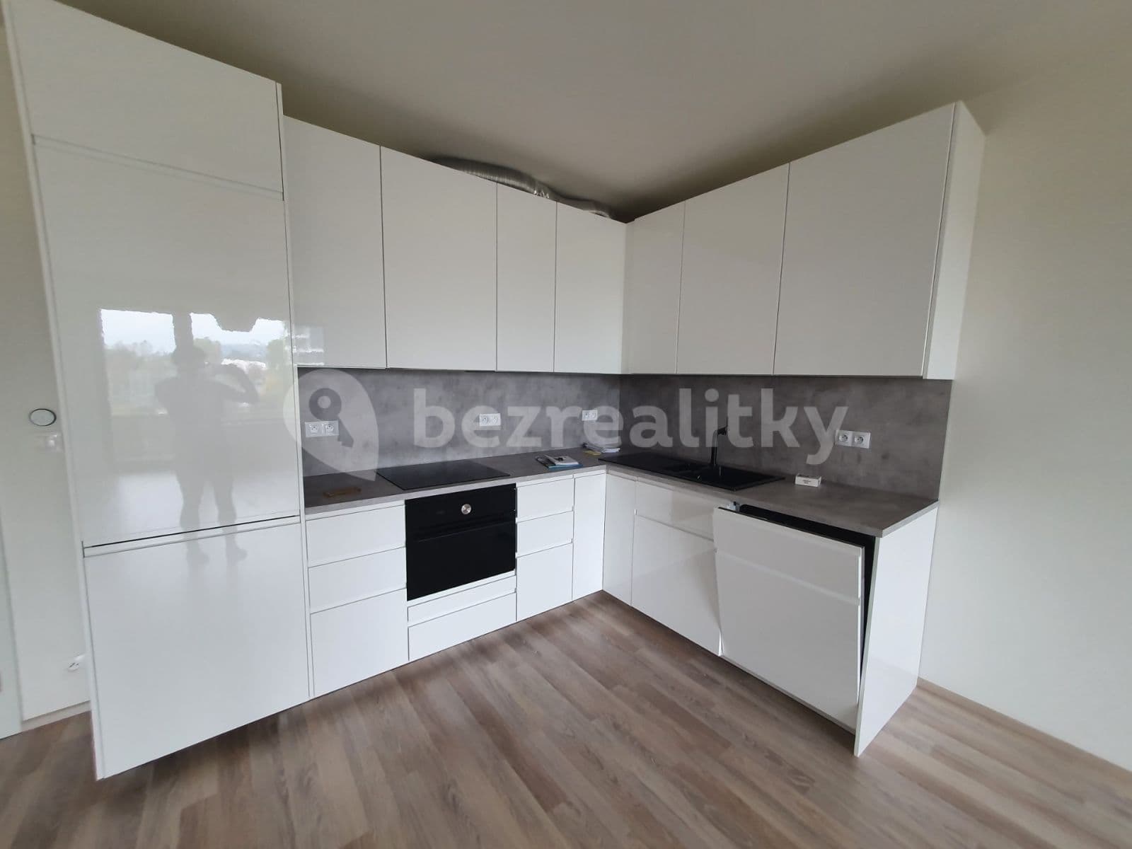 Pronájem bytu 3+kk 96 m², K Vystrkovu, Praha, Praha Pronájem bytu 3+kk 96 m², K Vystrkovu, Praha, Praha