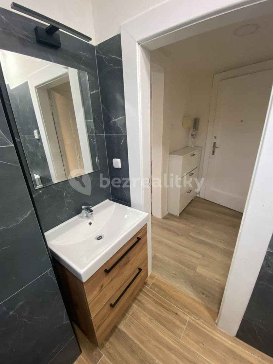 Pronájem bytu 1+1 35 m², Záběhlická, Praha, Praha Pronájem bytu 1+1 35 m², Záběhlická, Praha, Praha