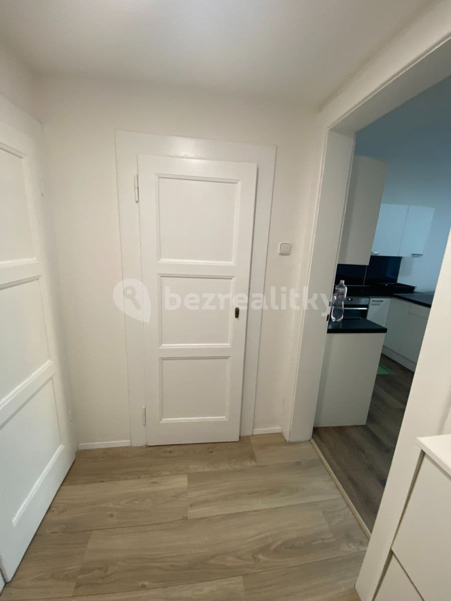Pronájem bytu 1+1 35 m², Záběhlická, Praha, Praha Pronájem bytu 1+1 35 m², Záběhlická, Praha, Praha