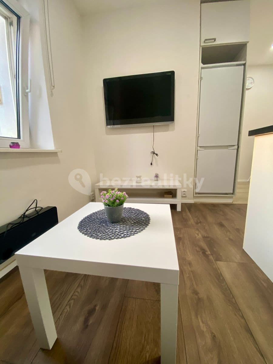 Pronájem bytu 1+1 35 m², Záběhlická, Praha, Praha Pronájem bytu 1+1 35 m², Záběhlická, Praha, Praha