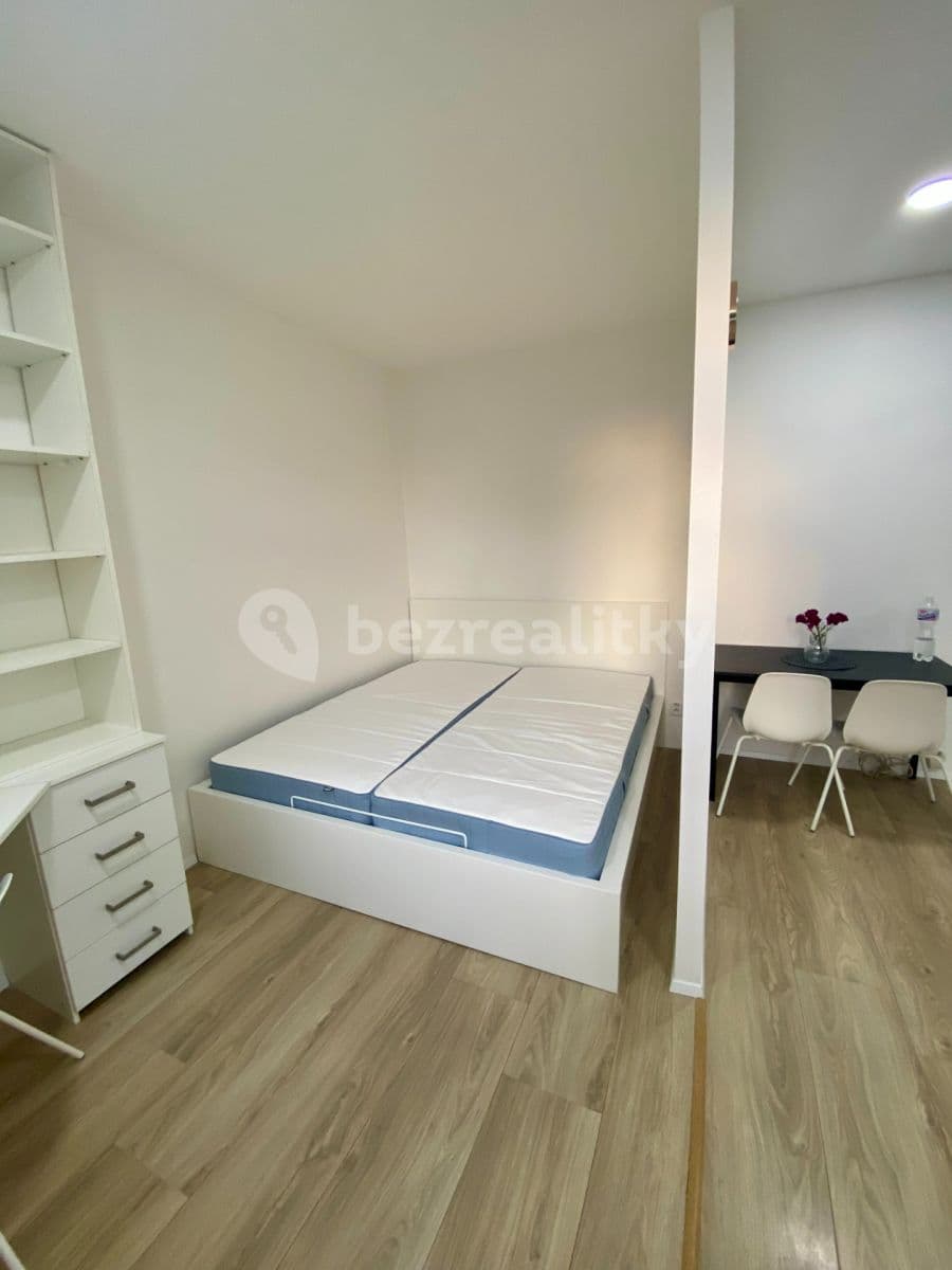 Pronájem bytu 1+1 35 m², Záběhlická, Praha, Praha Pronájem bytu 1+1 35 m², Záběhlická, Praha, Praha