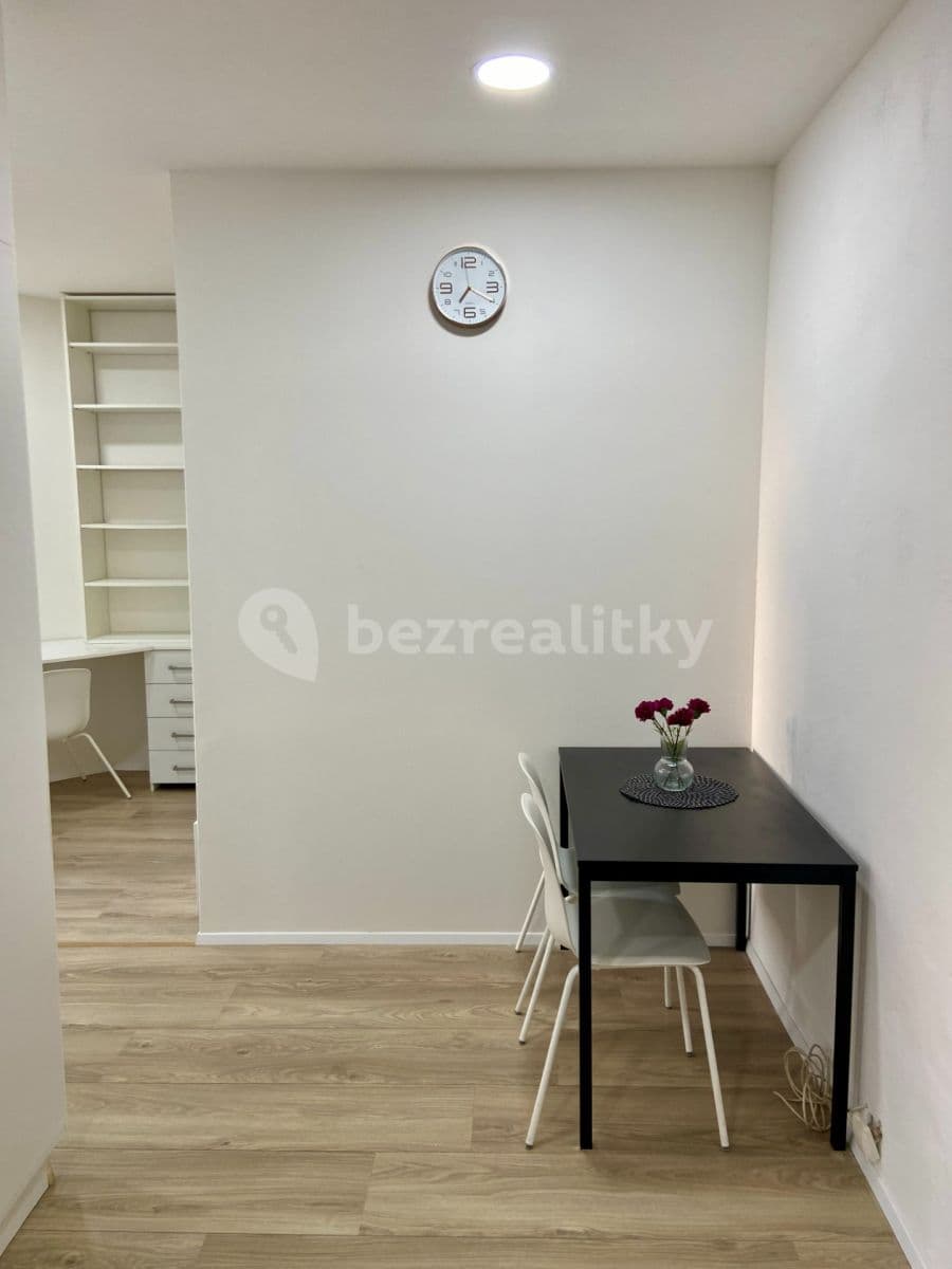 Pronájem bytu 1+1 35 m², Záběhlická, Praha, Praha Pronájem bytu 1+1 35 m², Záběhlická, Praha, Praha