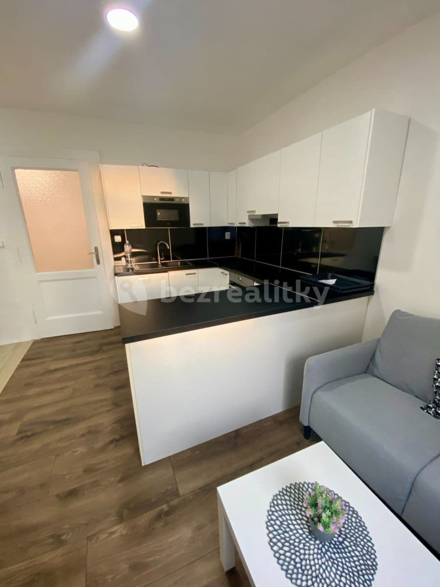 Pronájem bytu 1+1 35 m², Záběhlická, Praha, Praha Pronájem bytu 1+1 35 m², Záběhlická, Praha, Praha