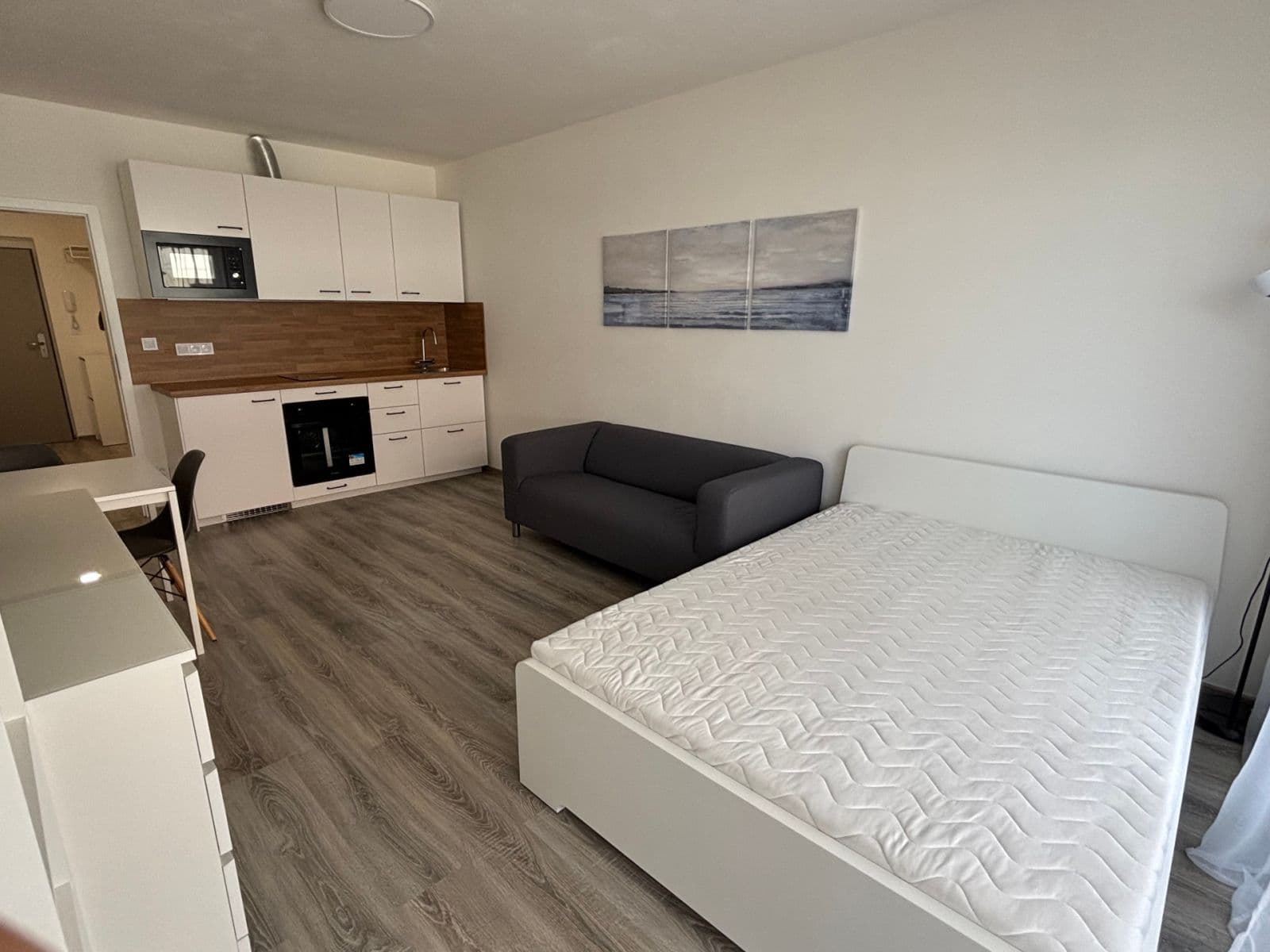 Pronájem bytu 1+kk 32 m², Frištenského, Olomouc, Olomoucký kraj Pronájem bytu 1+kk 32 m², Frištenského, Olomouc, Olomoucký kraj