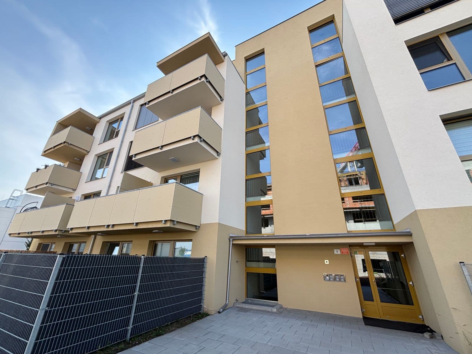 Pronájem bytu 1+kk 32 m², Frištenského, Olomouc, Olomoucký kraj Pronájem bytu 1+kk 32 m², Frištenského, Olomouc, Olomoucký kraj