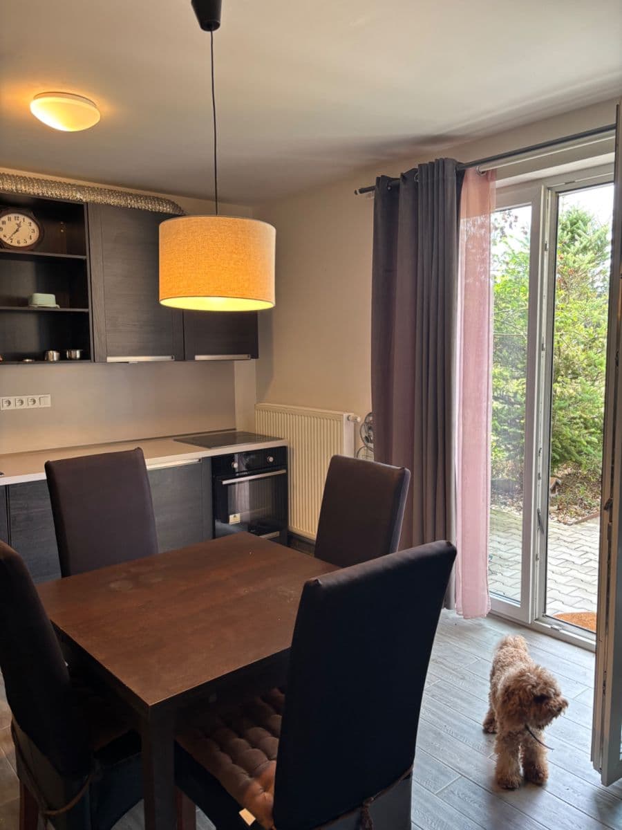 Pronájem bytu 1+kk 32 m², U Hrubých, Vestec, Středočeský kraj Pronájem bytu 1+kk 32 m², U Hrubých, Vestec, Středočeský kraj