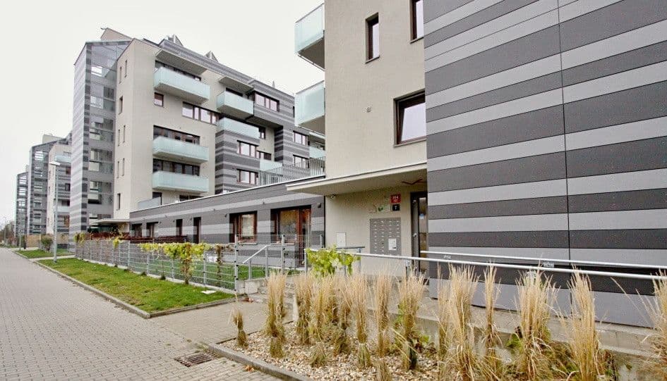 Pronájem bytu 39 m², Pod Stolovou Horou, Praha, Praha Pronájem bytu 39 m², Pod Stolovou Horou, Praha, Praha