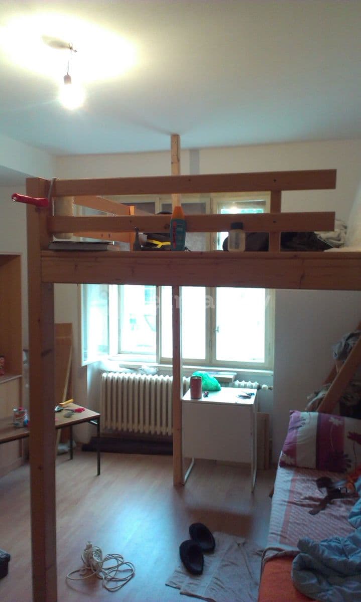 Pronájem bytu 1+kk 20 m², Dělnická, Praha, Praha Pronájem bytu 1+kk 20 m², Dělnická, Praha, Praha