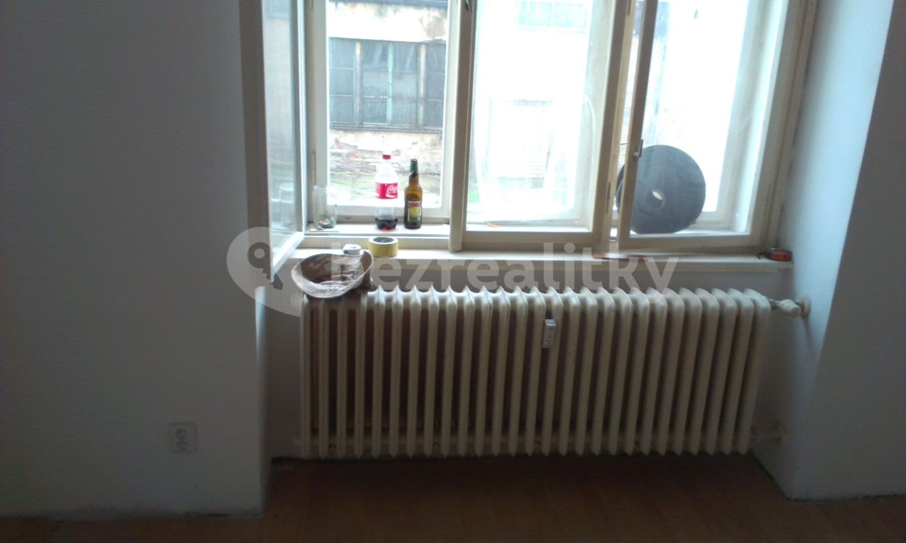 Pronájem bytu 1+kk 20 m², Dělnická, Praha, Praha Pronájem bytu 1+kk 20 m², Dělnická, Praha, Praha