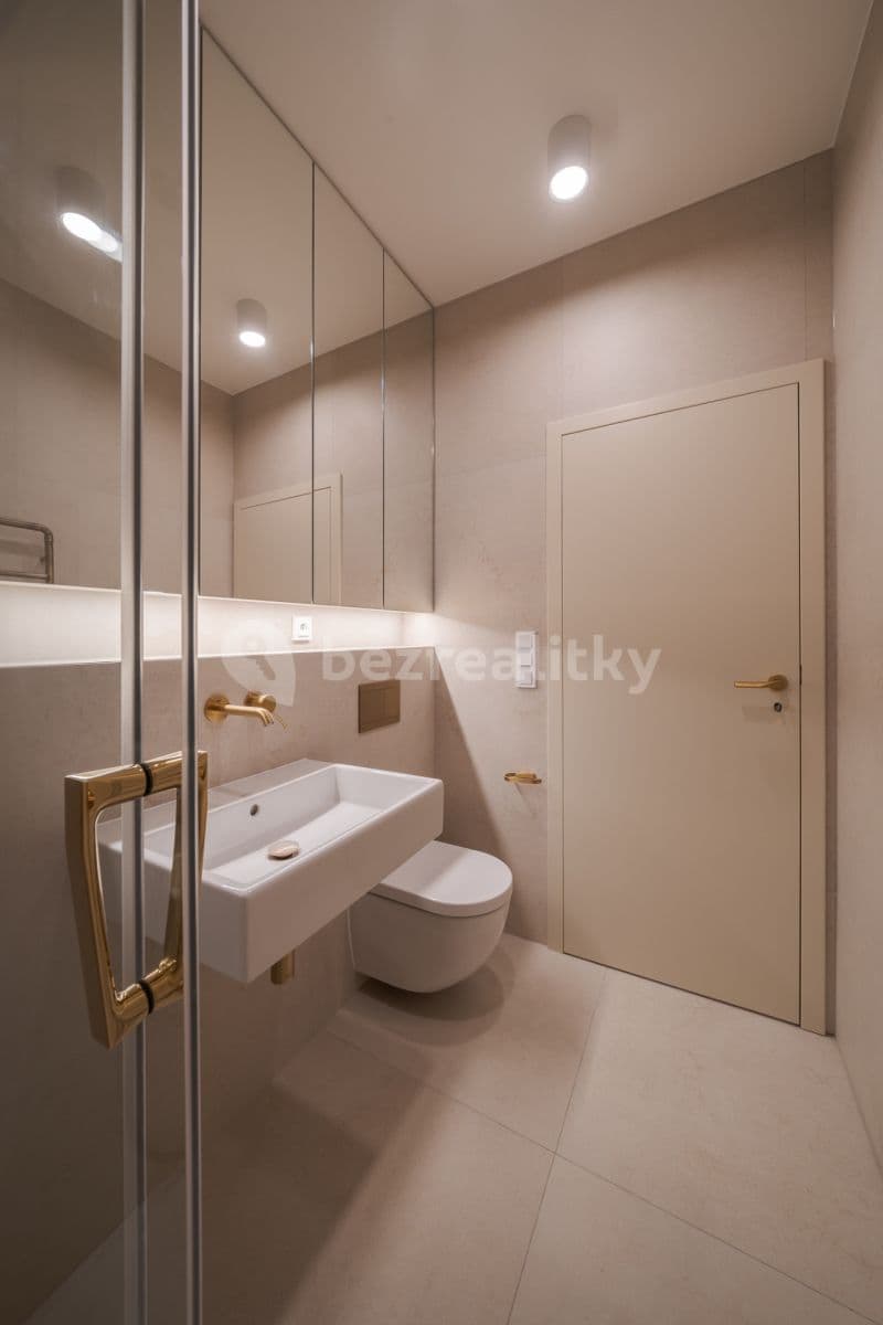Pronájem bytu 3+kk 72 m², Kolínská, Praha, Praha Pronájem bytu 3+kk 72 m², Kolínská, Praha, Praha