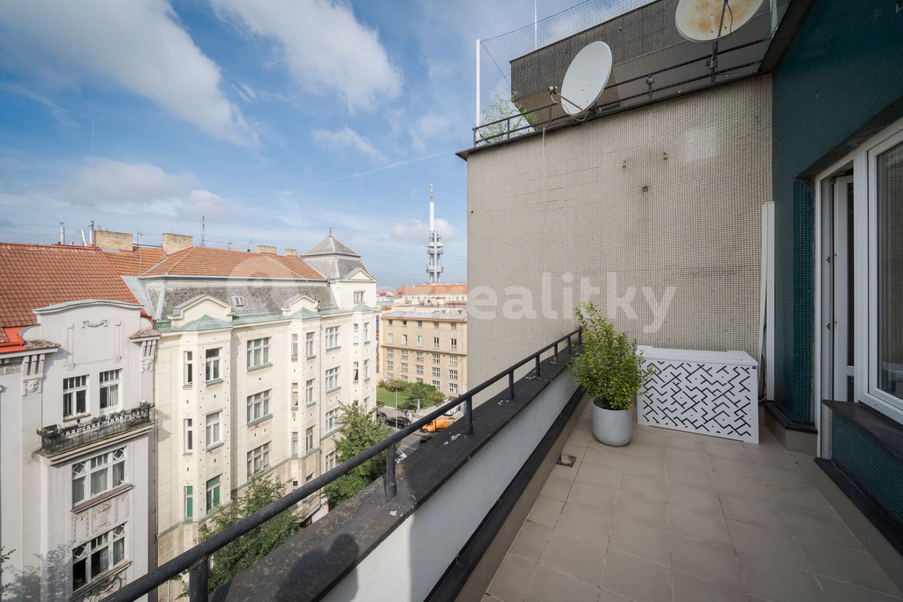 Pronájem bytu 3+kk 72 m², Kolínská, Praha, Praha Pronájem bytu 3+kk 72 m², Kolínská, Praha, Praha