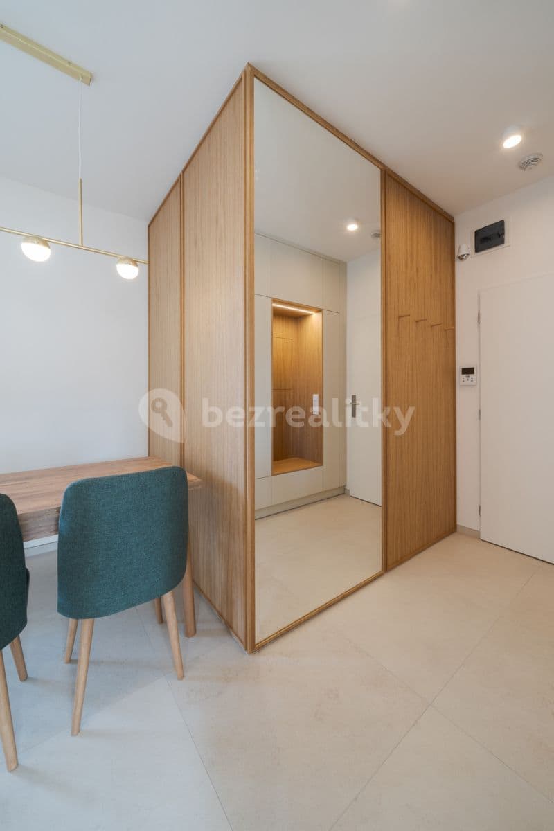 Pronájem bytu 3+kk 72 m², Kolínská, Praha, Praha Pronájem bytu 3+kk 72 m², Kolínská, Praha, Praha