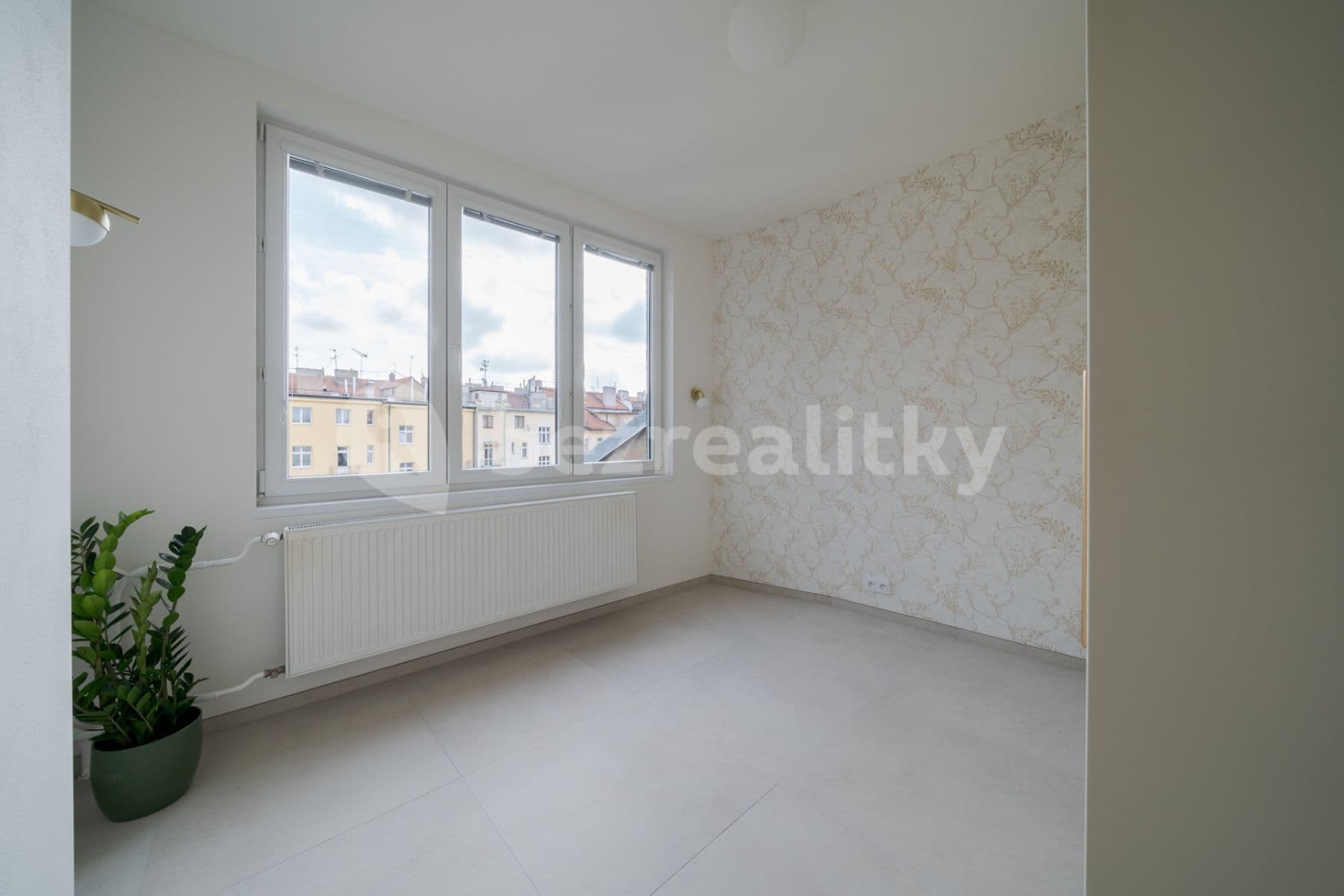 Pronájem bytu 3+kk 72 m², Kolínská, Praha, Praha Pronájem bytu 3+kk 72 m², Kolínská, Praha, Praha