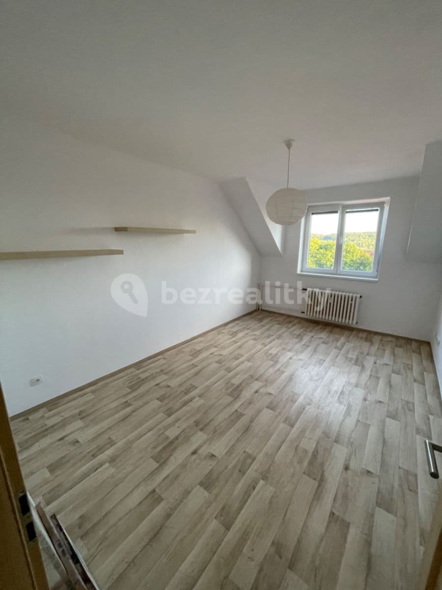 Pronájem bytu 1+1 28 m², Březohorská, Příbram, Středočeský kraj Pronájem bytu 1+1 28 m², Březohorská, Příbram, Středočeský kraj