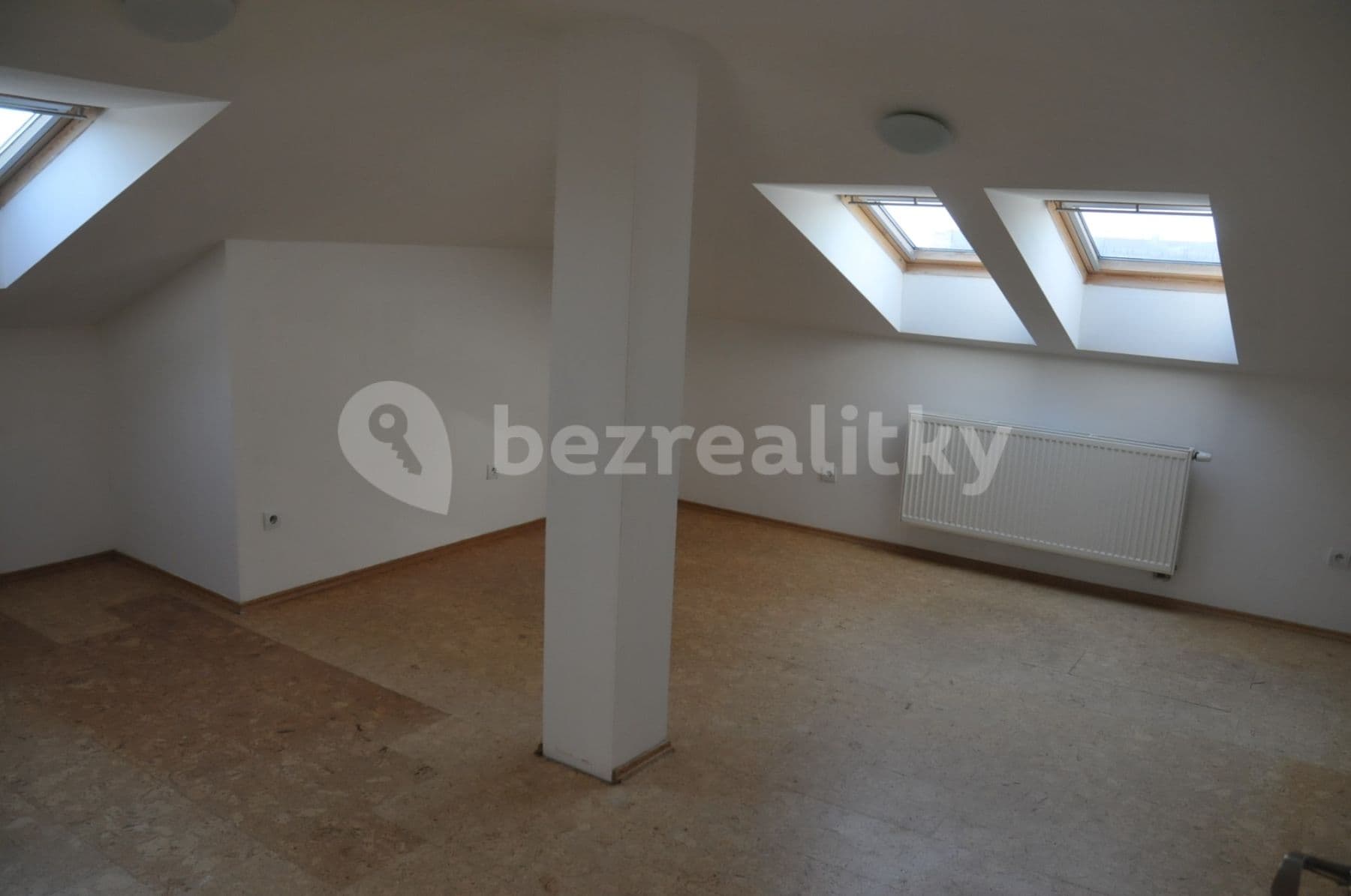 Pronájem bytu 3+kk 100 m², Družební, Nové Město nad Metují, Královéhradecký kraj Pronájem bytu 3+kk 100 m², Družební, Nové Město nad Metují, Královéhradecký kraj