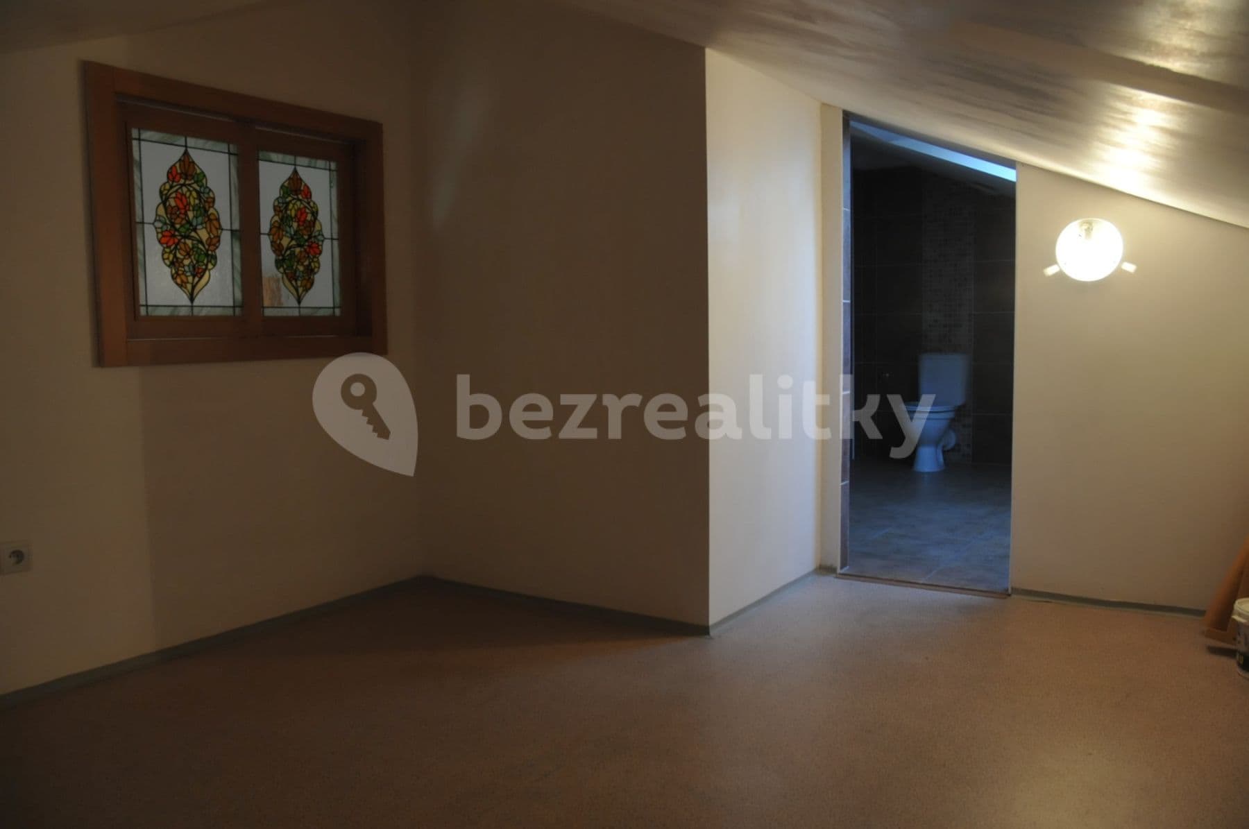 Pronájem bytu 3+kk 100 m², Družební, Nové Město nad Metují, Královéhradecký kraj Pronájem bytu 3+kk 100 m², Družební, Nové Město nad Metují, Královéhradecký kraj