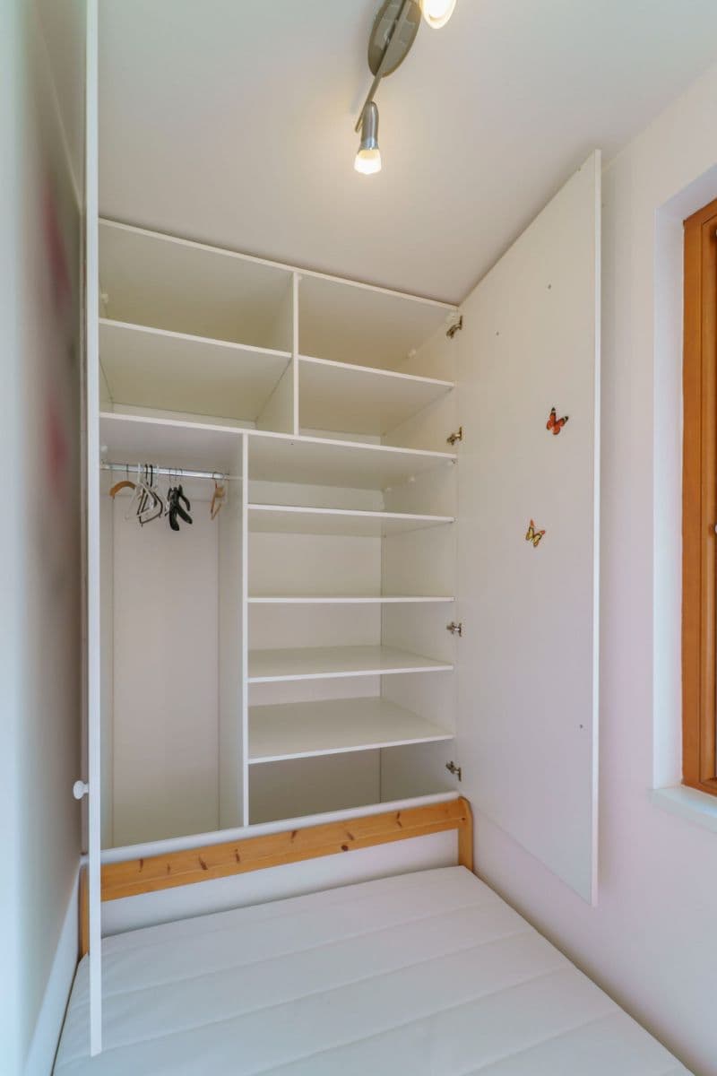 Pronájem bytu 1+kk 23 m², Mokropeská, Černošice, Středočeský kraj Pronájem bytu 1+kk 23 m², Mokropeská, Černošice, Středočeský kraj